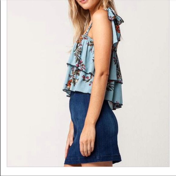 NWT. Paid $21 here. Flirty top by Sky & Sparrow - Picture 2 of 6